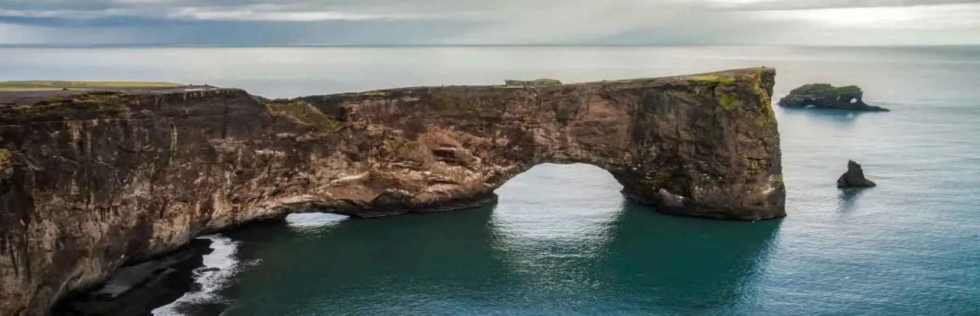 Seguro de Viaje a<br> Islandia
