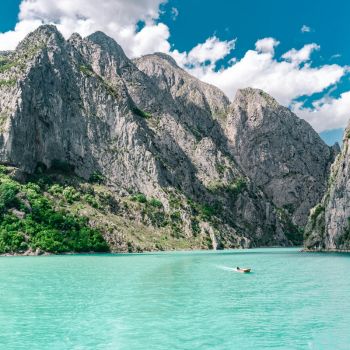 Peligros y consejos de seguridad para viajar a Albania